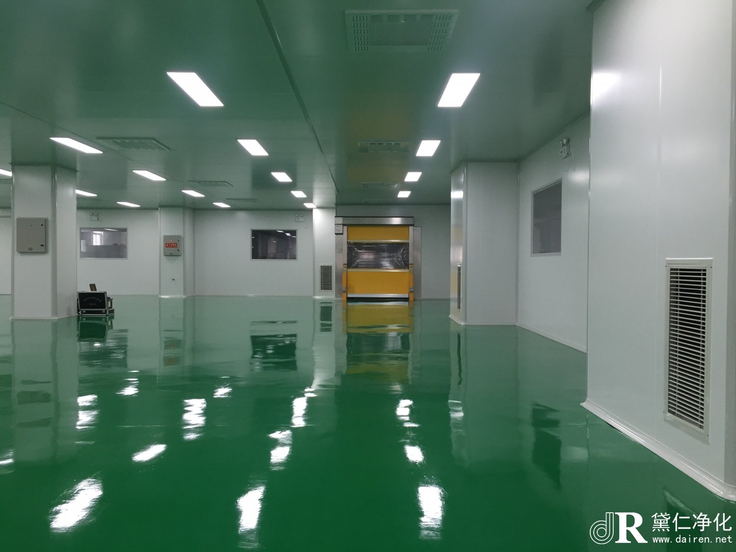 無塵車間裝修時怎么選用地坪漆？